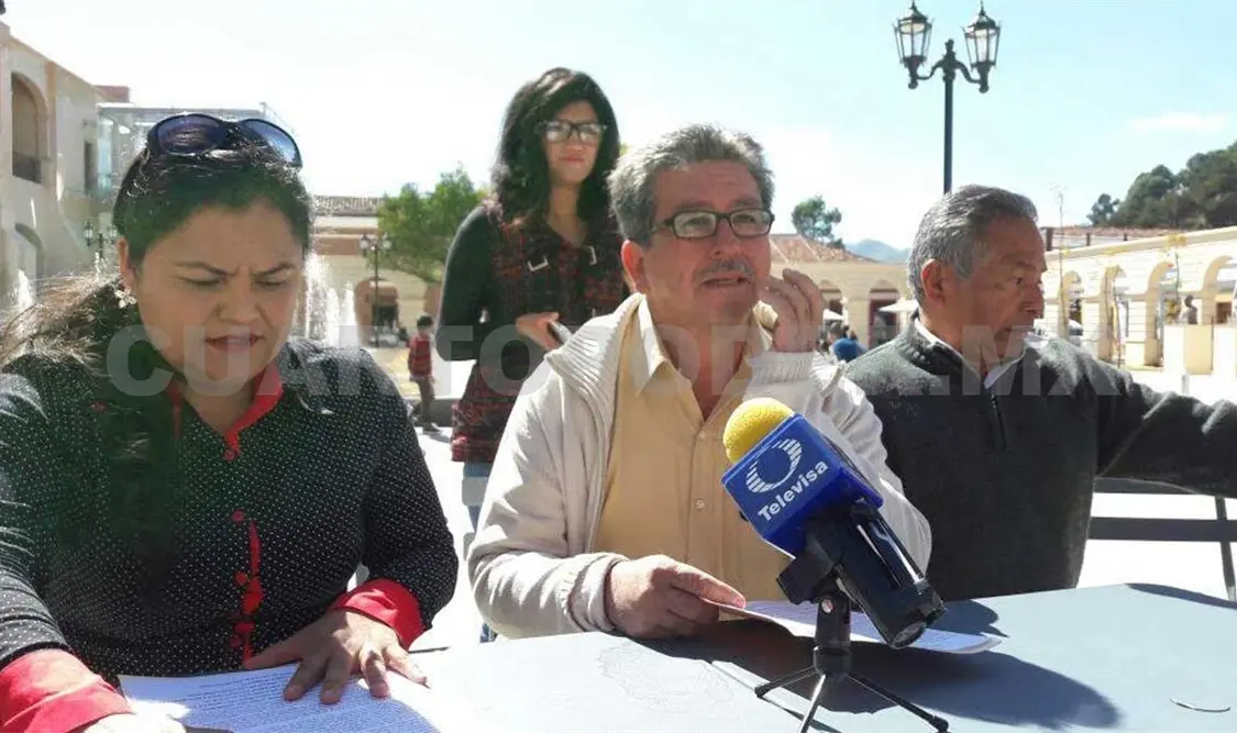 Apach marcha contra incremento a gasolina