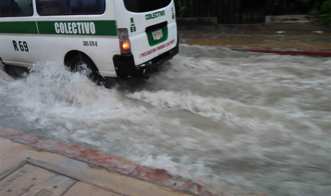 La masa de aire polar puede traer lluvias de fuertes a muy fuertes. Diana Ramírez / CP.