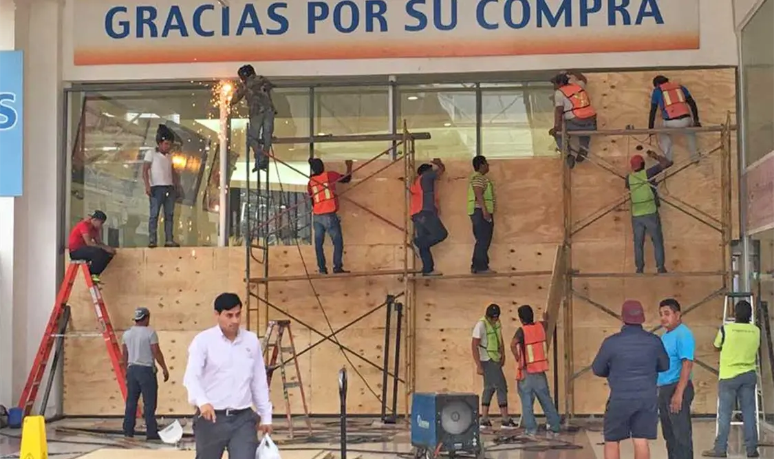 Continúan operativos después de vandalismo