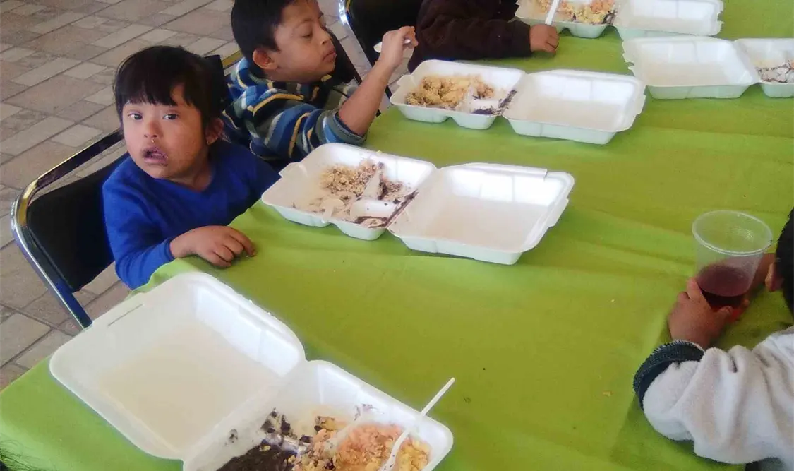 Para celebrar a los niños el Día de Reyes se contó con regalos, refrigerios y juegos. Diana Ramírez / CP.