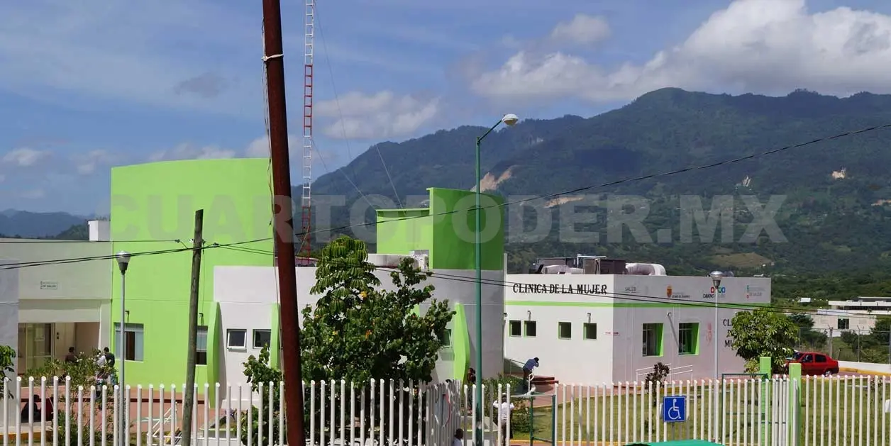 Inician sesión permanente trabajadores de hospital