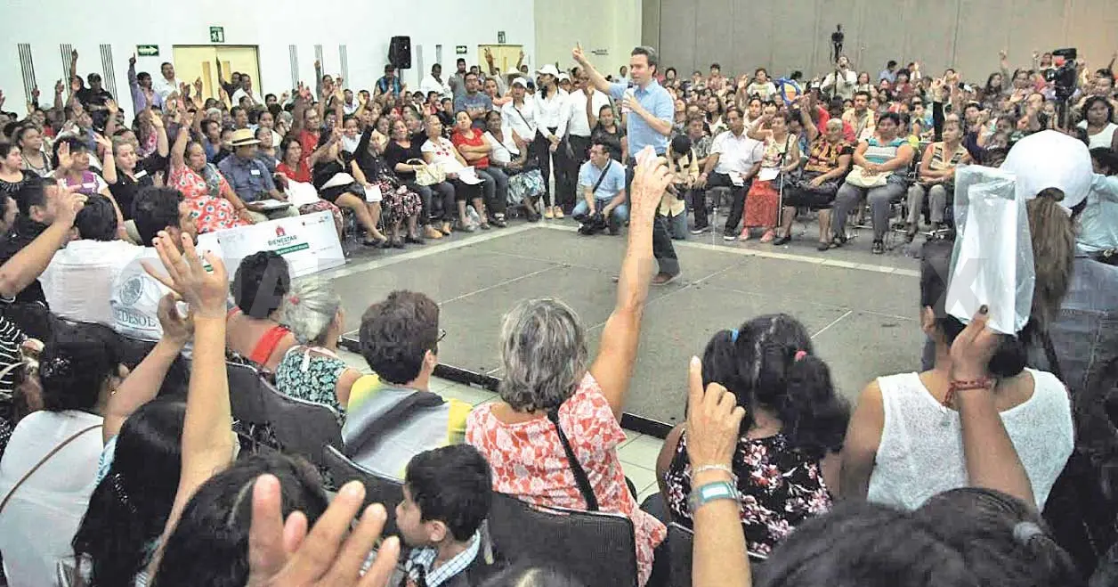 Entrega Velasco más de 5 mil certificados del programa “Piso Seguro”