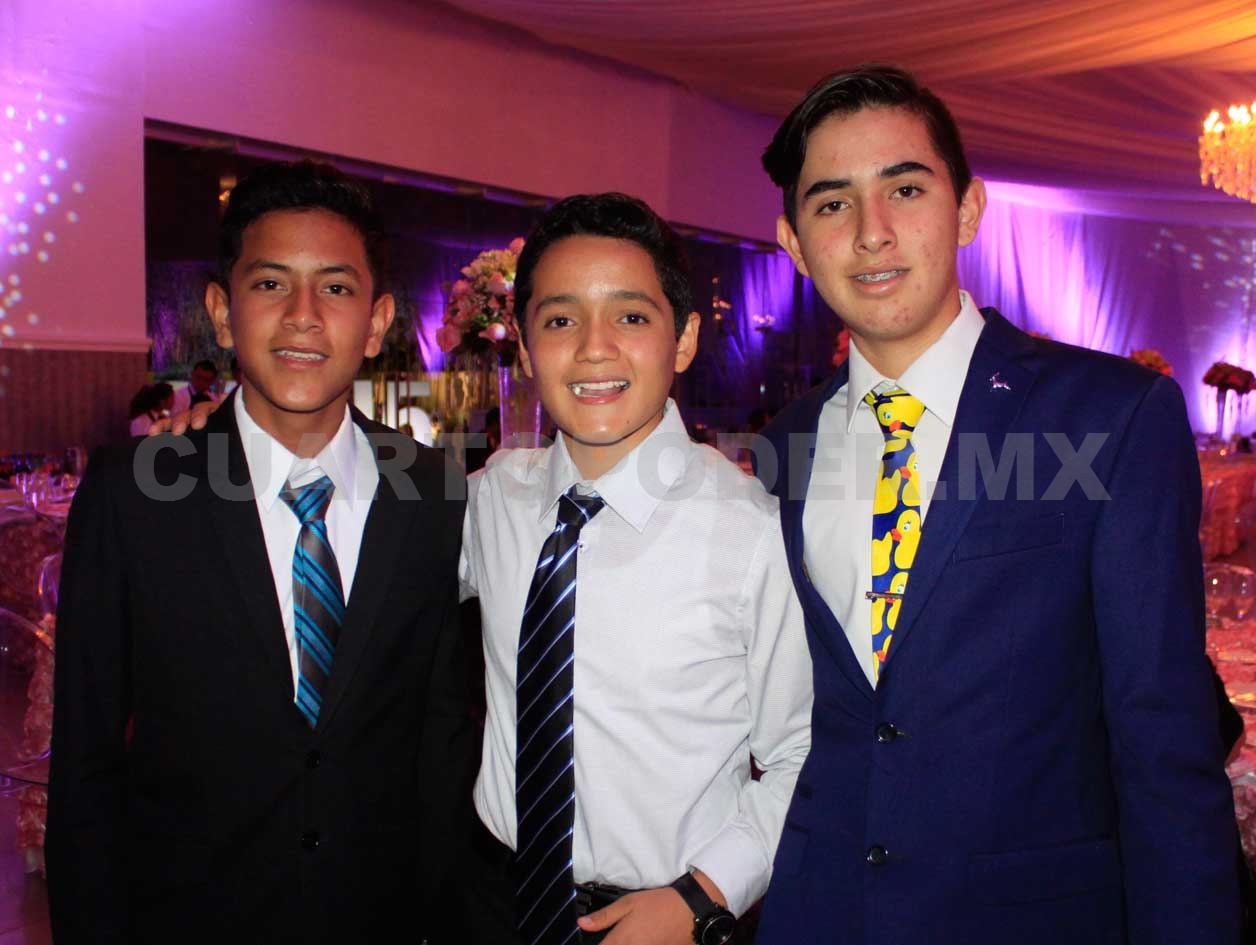Maravillosos XV años para Paulina