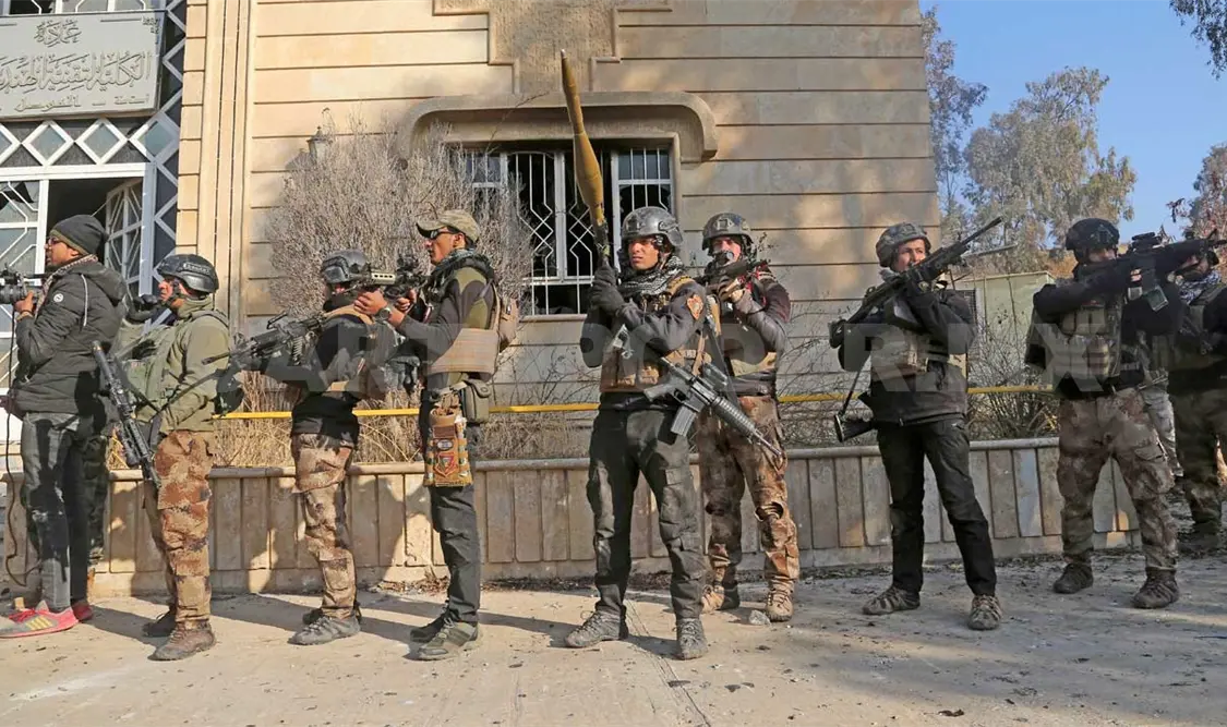 Tropas iraquíes recuperaron una parte del campus de la Universidad de Mosul. AP