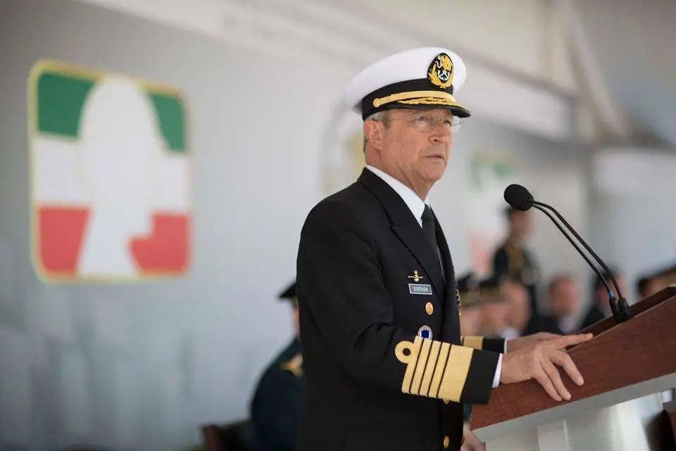 Fuerzas Armadas seguirán trabajando con lealtad y honor: Cienfuegos
