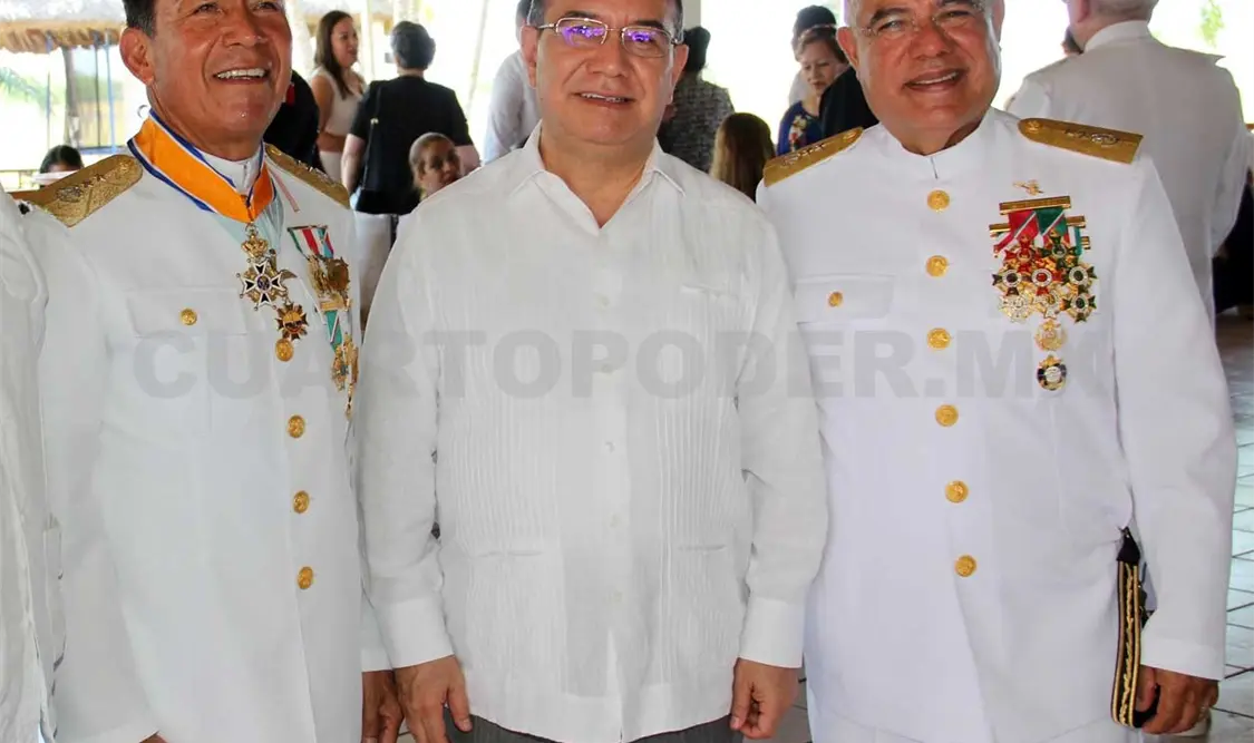 Chiapas recibe a nuevo mando de XIV Zona Naval