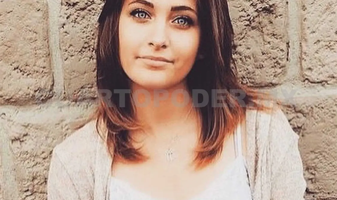 Paris Jackson se enfada por serie de su padre