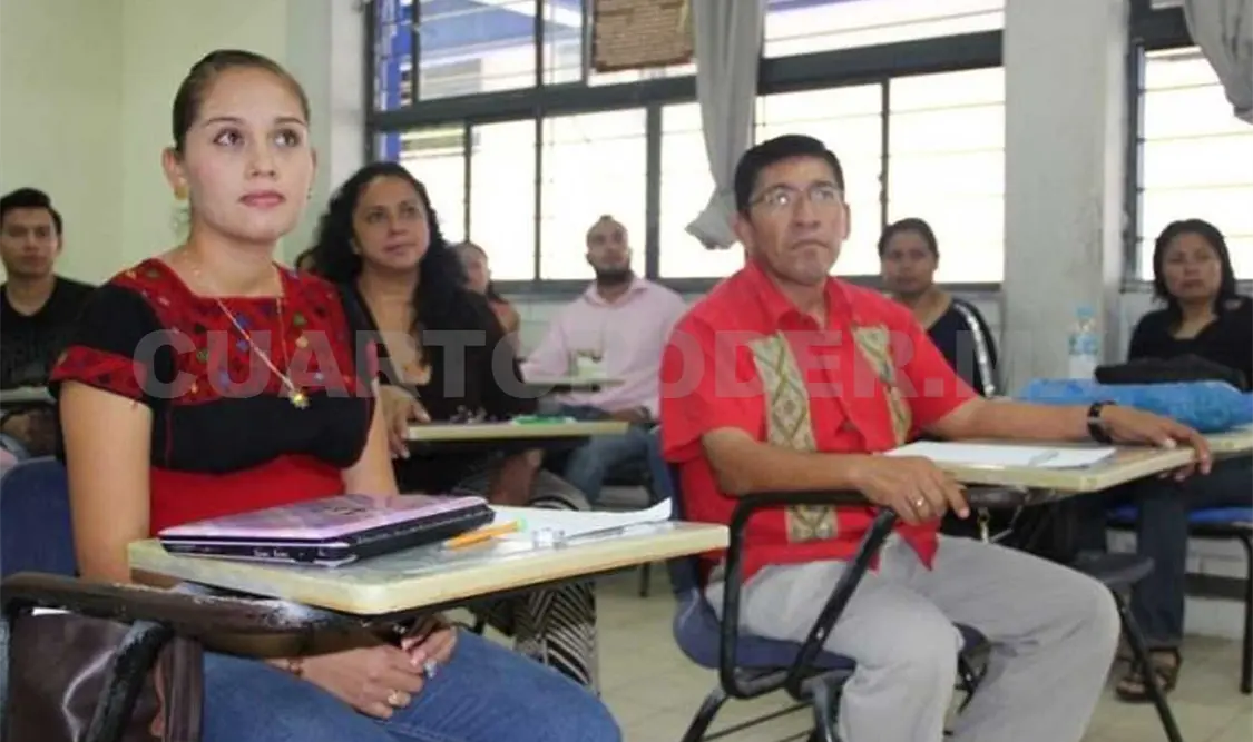 Ofrecen cursos de actualización a directivos y docentes