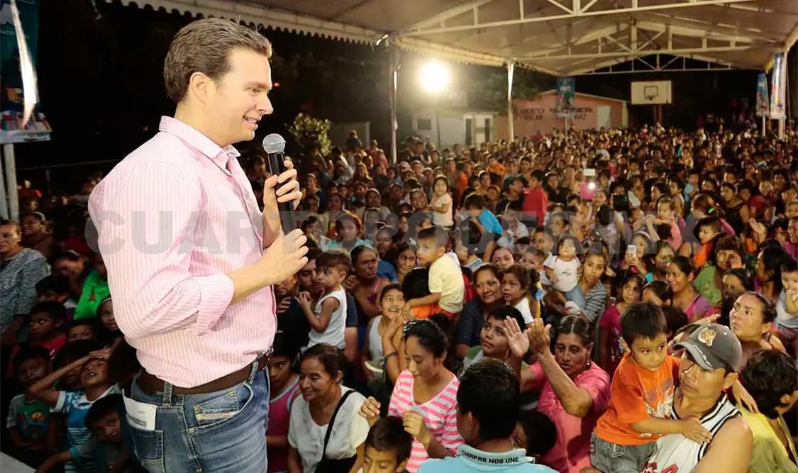 Reconoce Velasco reubicación del ambulantaje en Tuxtla