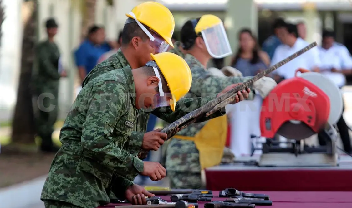 Realizan ceremonia de destrucción de armas