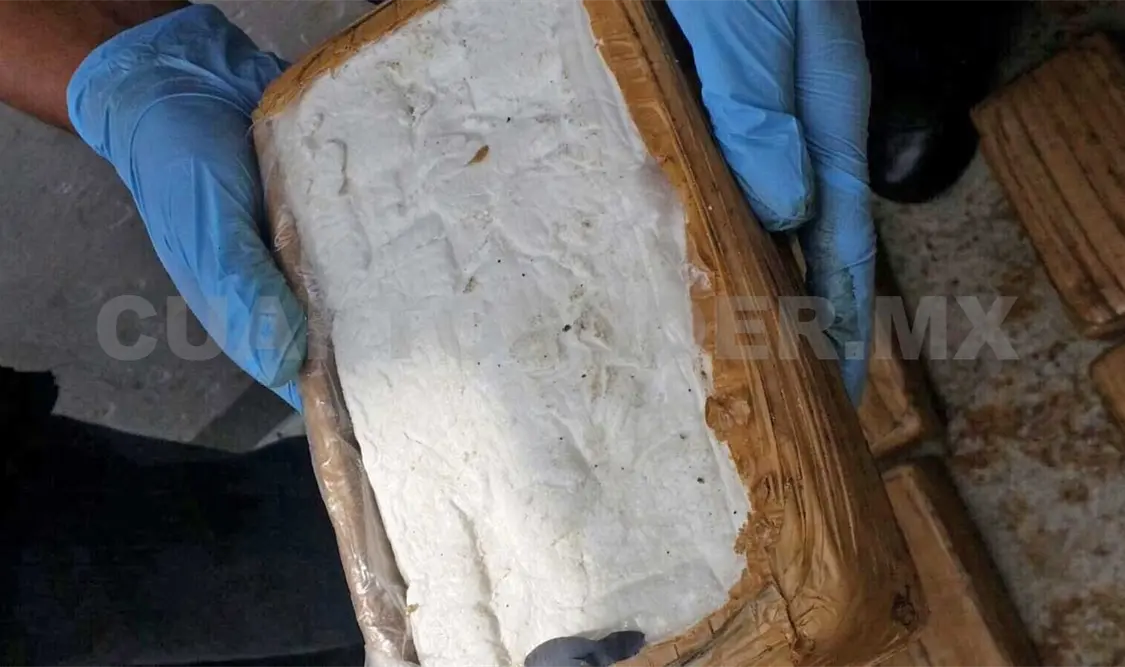 Capturan a tres sujetos con paquetes de cocaína