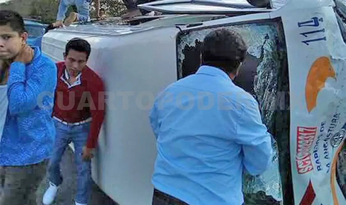 Colectivero invadió carril contrario