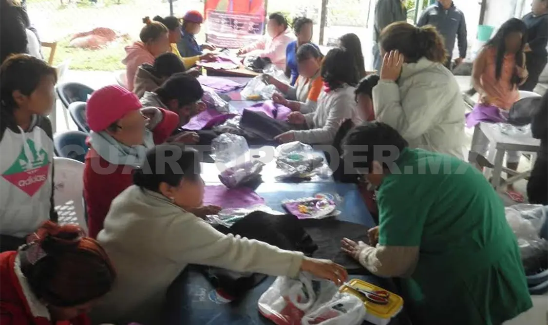 Llevan cursos y talleres a reclusas
