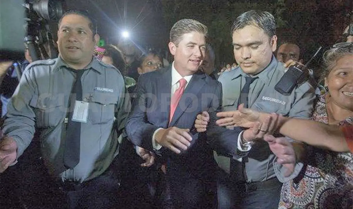 Comparece Medina por nueva denuncia