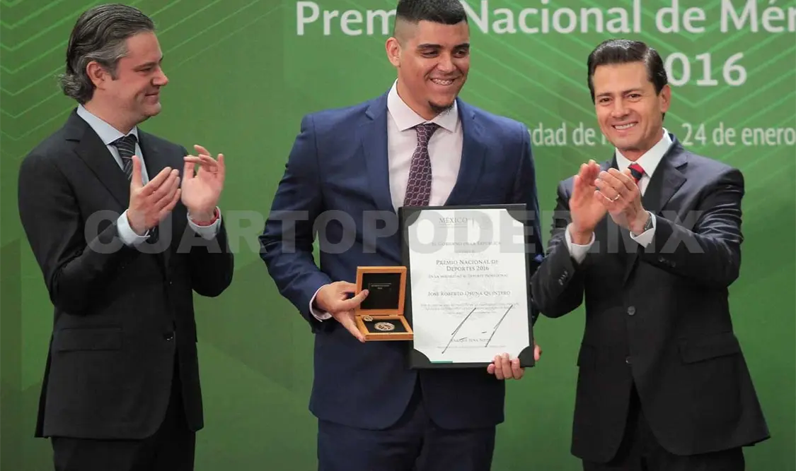 EPN entrega Premio Nacional del Deporte 2016