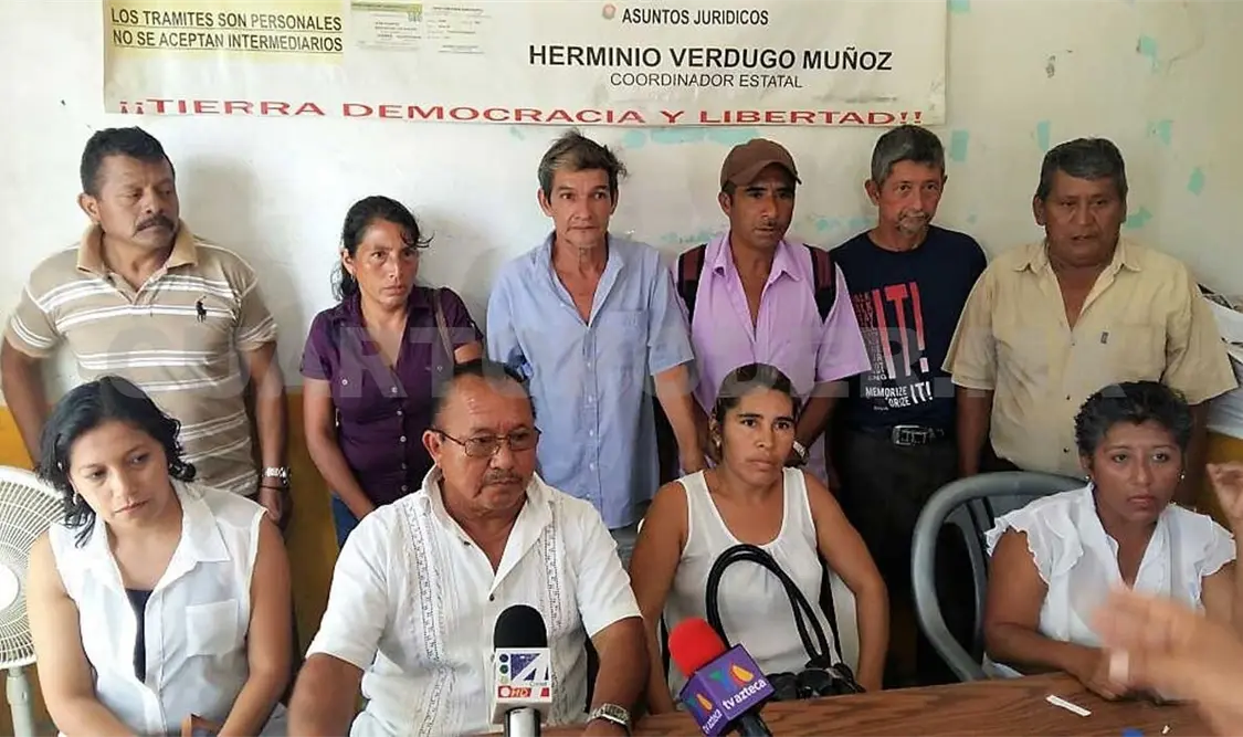 Afectados piden reconstrucción de sus viviendas