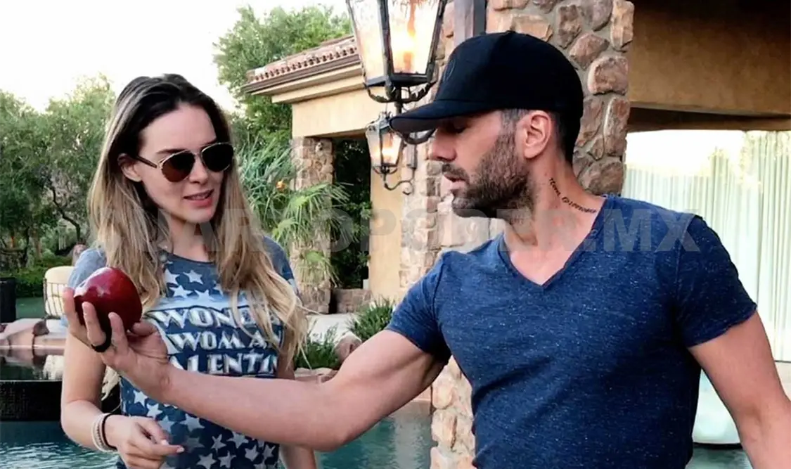 Belinda le canta a Criss Angel con mariachi