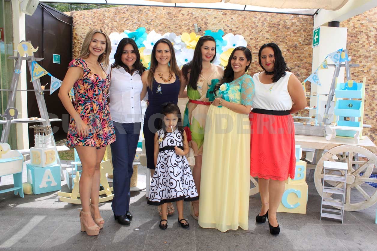 Alejandra y Pepe se estrenan como papás