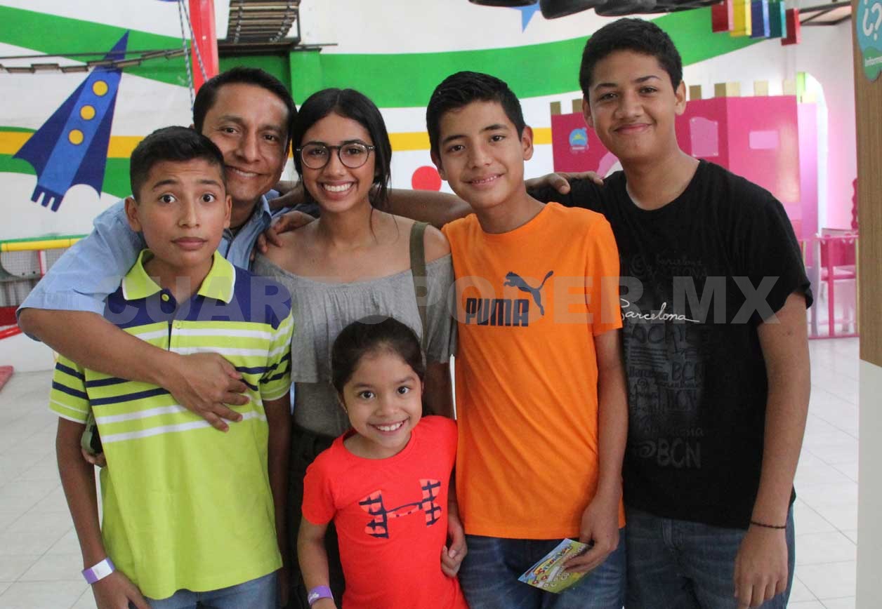 Hermanitos festejaron juntos