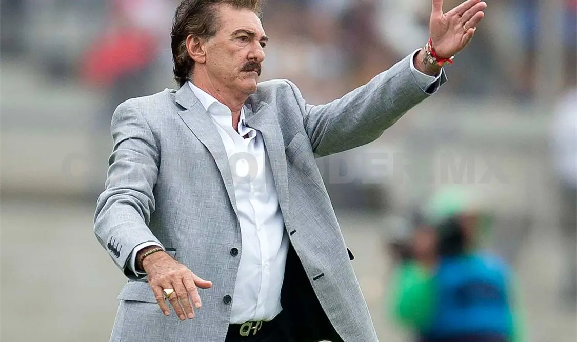 Molesto por el accionar de América