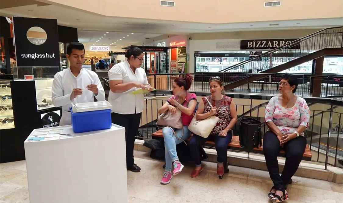 Instalan módulos de vacunación en Tuxtla