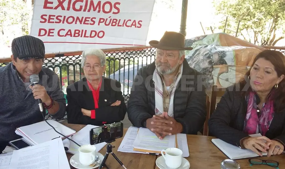 Regidores denuncian abusos de alcalde