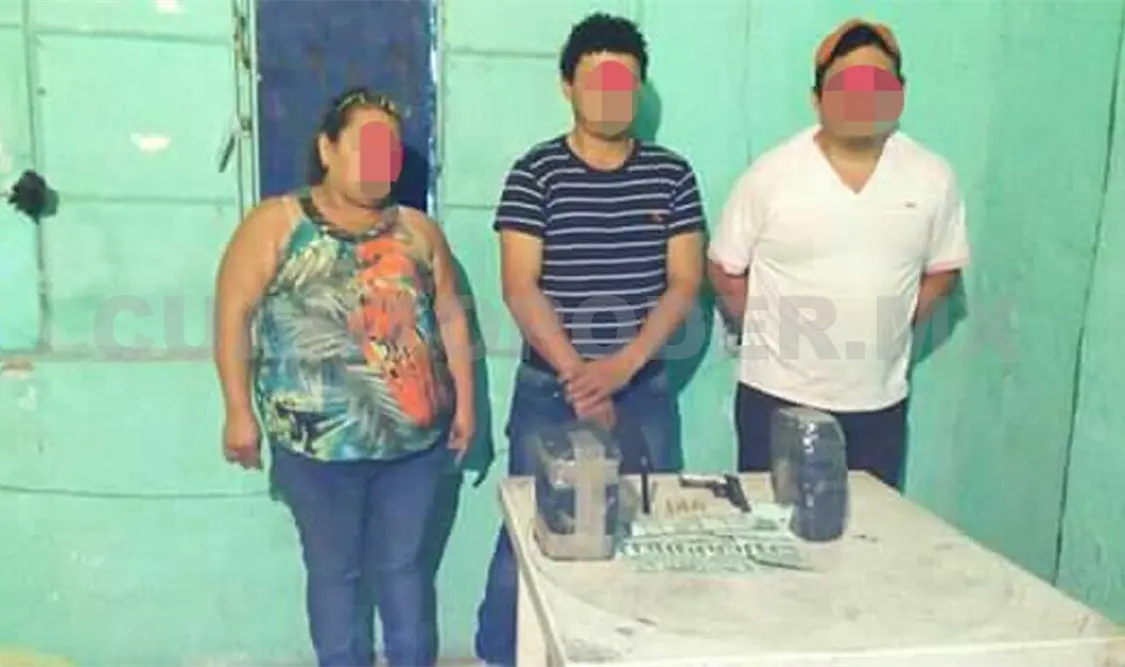 Asaltantes caen con droga y arma