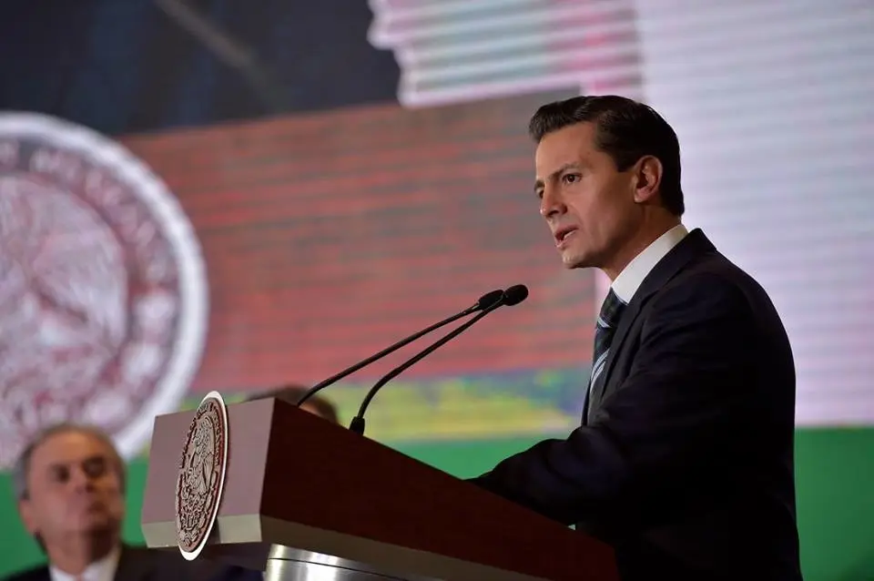 Armas y dinero proveniente de EUA alimentan capacidad del narcotráfico: Peña a Trump
