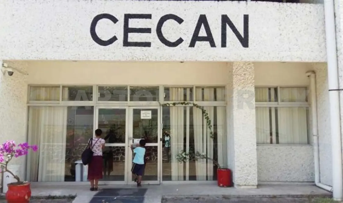 Logran renovación de licencias de Cancerología