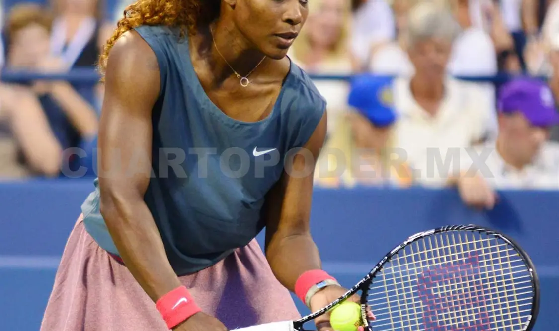 Simona Halep y Venus Williams avanzan en torneo