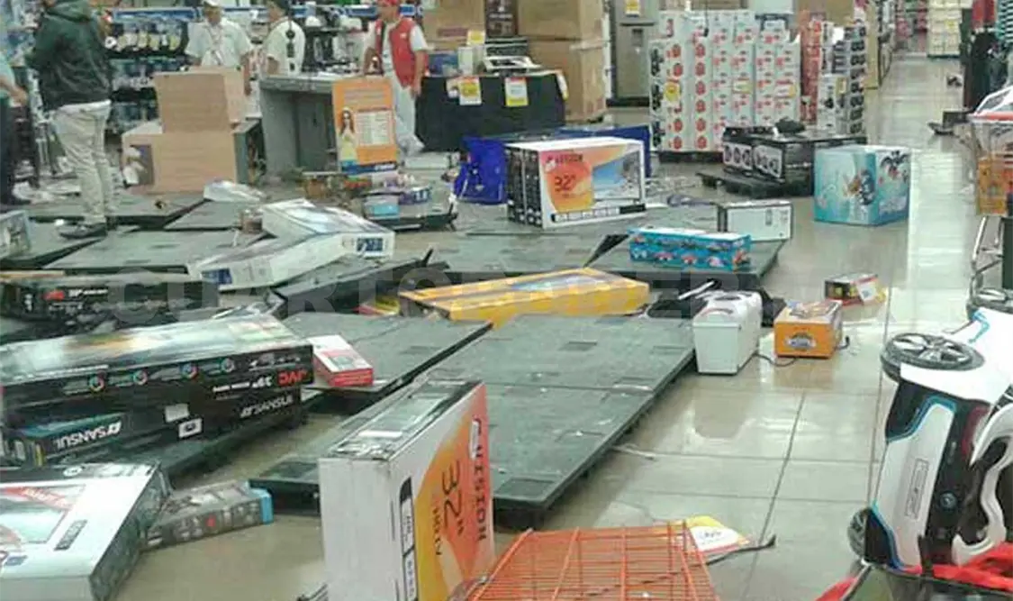 Empresarios afectados durante los saqueos del pasado mes de enero, recibirán estímulos fiscales. CP