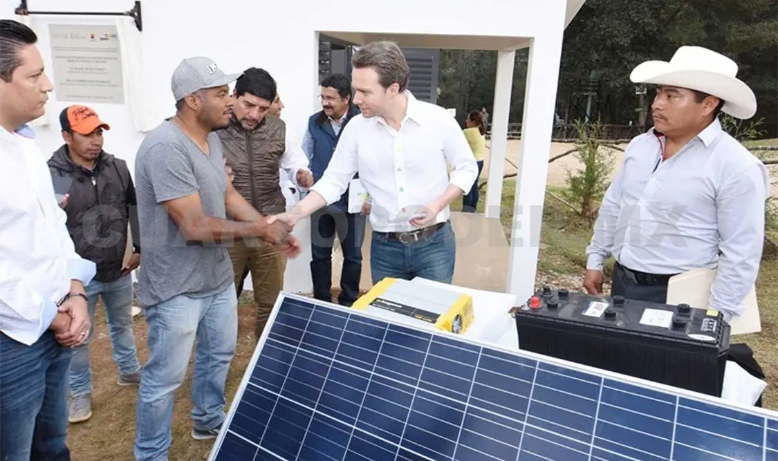 El gobernador señaló que con esta iniciativa se aprovechan las fuentes de energía renovables para generar el 100% de la autosuficiencia. CP