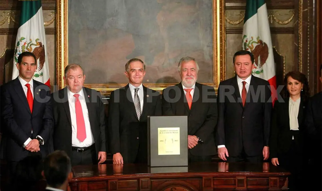 Promulgan primera Constitución de CDMX