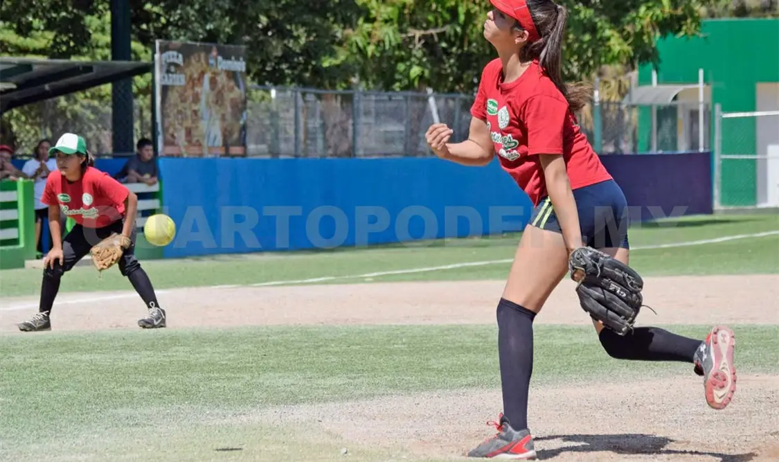Lacandonas vence 10-9 a SNTE en amistoso