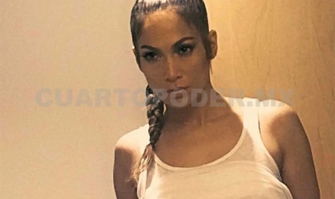 Jennifer López deja boquiabiertos a internautas