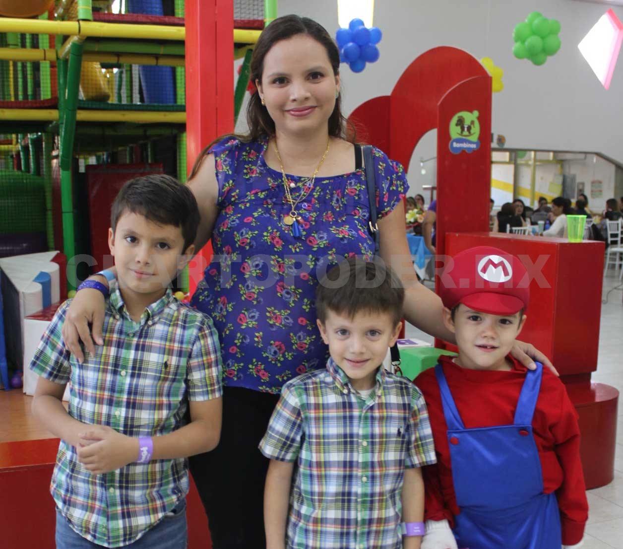 Raúl festejó al estilo Mario Bross