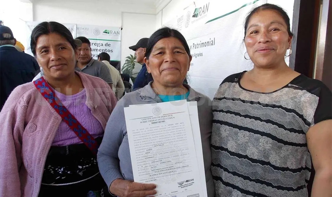 En 2016 cerca de dos mil mujeres ejidatarias y comuneras, fueron beneficiadas con Títulos de Propiedad. Guillermo Ramos / CP