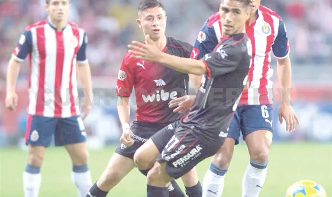 Chivas mantiene dominio