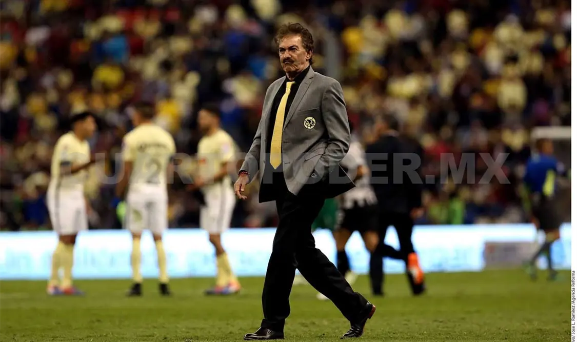 La Volpe minimiza gritos de aficionados