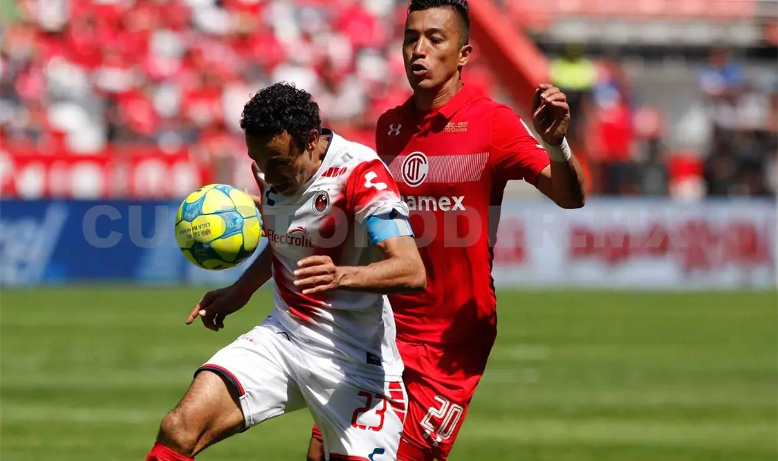 Toluca celebra su centenario con liderato