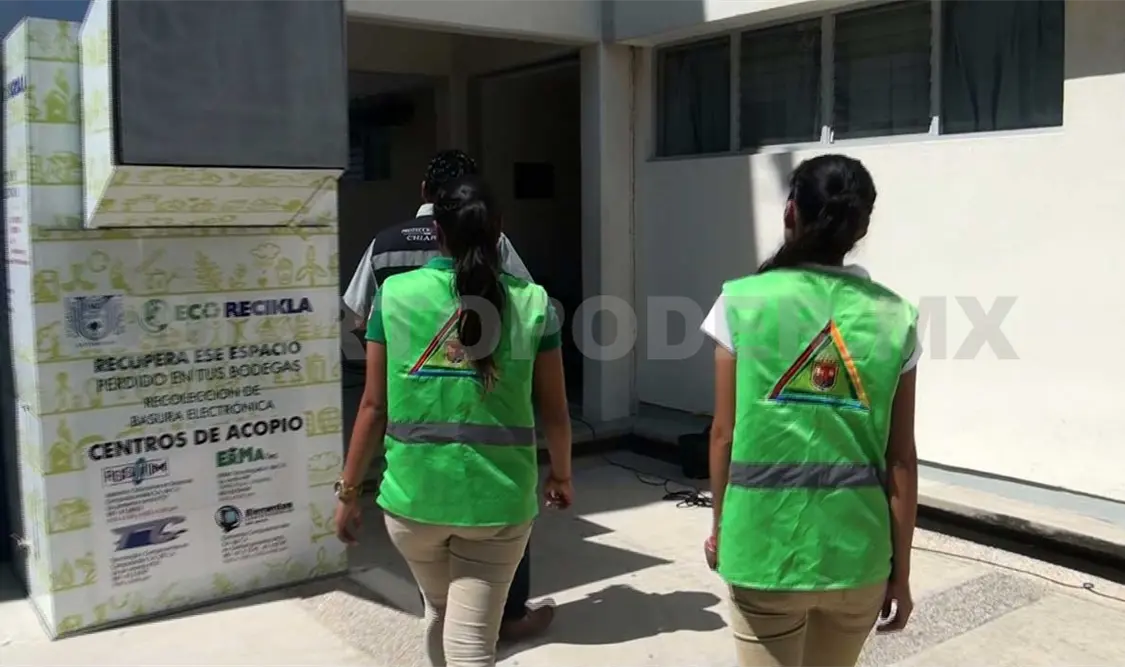Realizan simulacro en explanada de la Unach