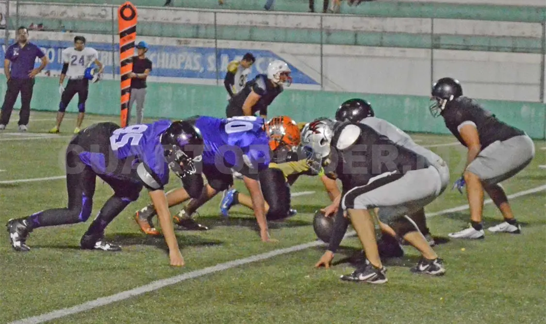 Jaguares Negros vence 45 - 14 a Lobos