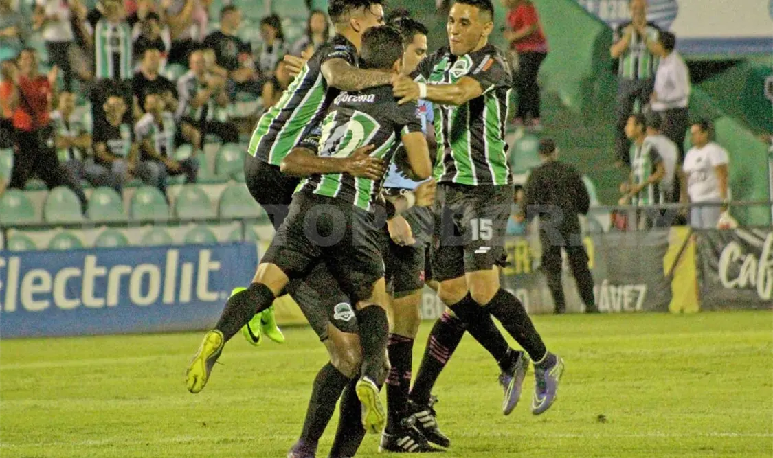 Cafetaleros golea a Venados de Mérida