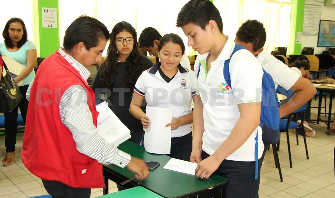 Cobach beneficiará al alumnado con más becas