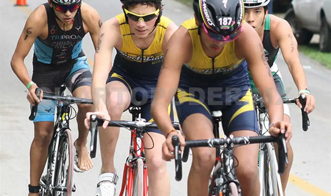 Alistan 6º Triatlón Costa Azul Chocohuital