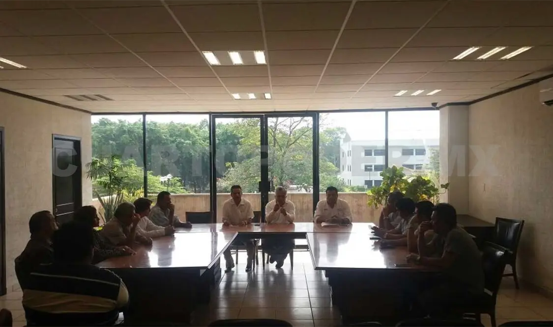 Transportistas concesionados piden no ceder a chantajes