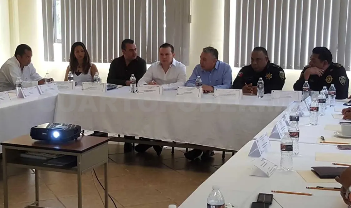 Realizan conversatorio sobre Proceso Penal Acusatorio
