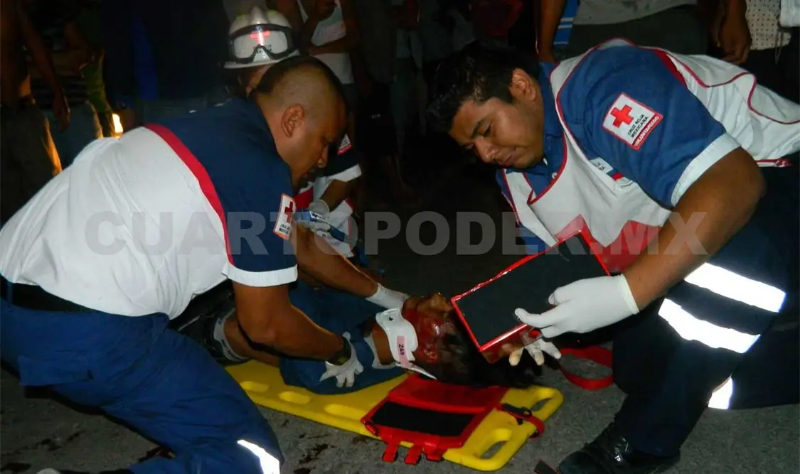Los lesionados fueron trasladados a un hospital para que recibieran atención especializada. Rafael Cabrera / CP