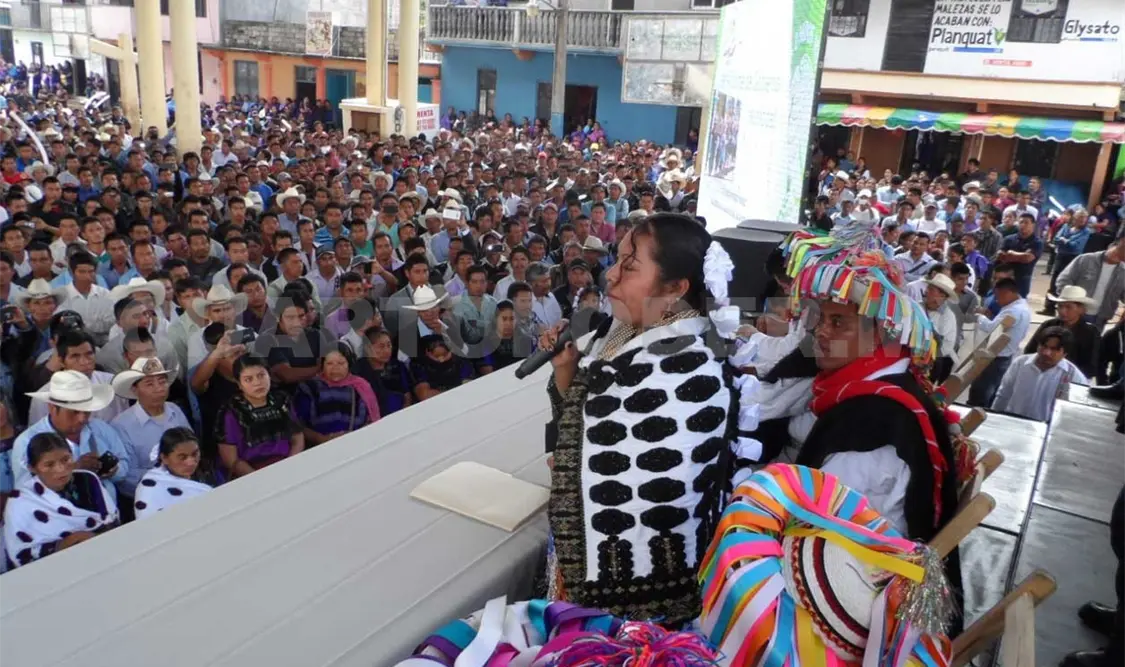 Reconocen derecho femenino con restitución