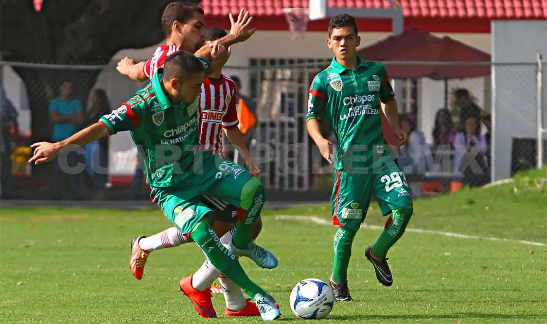 Jaguares y Chivas dividen triunfos